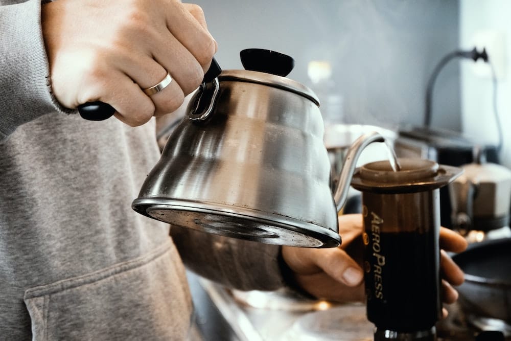 Cómo preparar el perfecto café en una cafetera aeropress - Supracafe